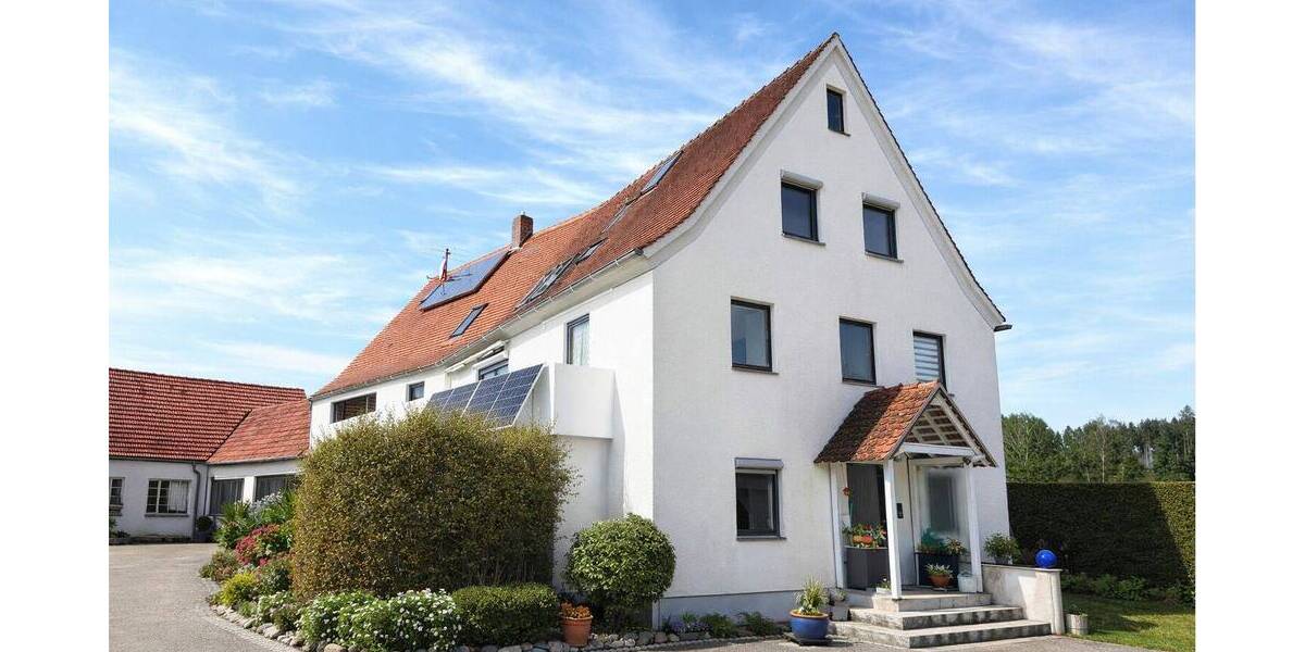 Etagenwohnung Fischach - 6 Zimmer, 145 m&sup2;, 1.150&euro; | Angebot:26128202