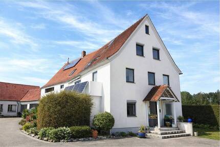 Wohnung Fischach - 6 Zimmer, 145 m&sup2;, 1.150&euro; | Angebot:26128202