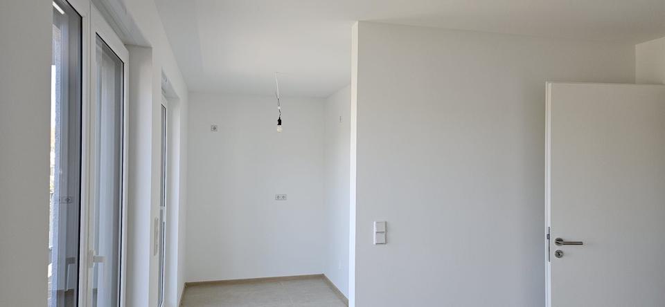 Dachgeschoßwohnung Berlin Treptow-Köpenick - 2 Zimmer, 57 m&sup2;, 1.300&euro; | Angebot:23089677