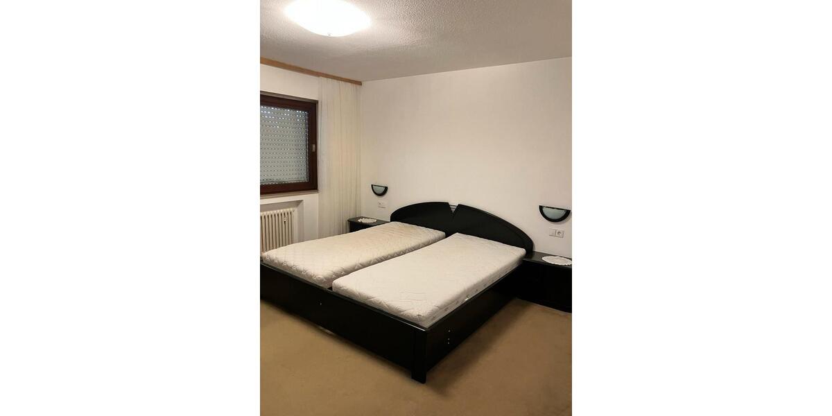Etagenwohnung Stuttgart - 2 Zimmer, 70 m&sup2;, 600&euro; | Angebot:26551938