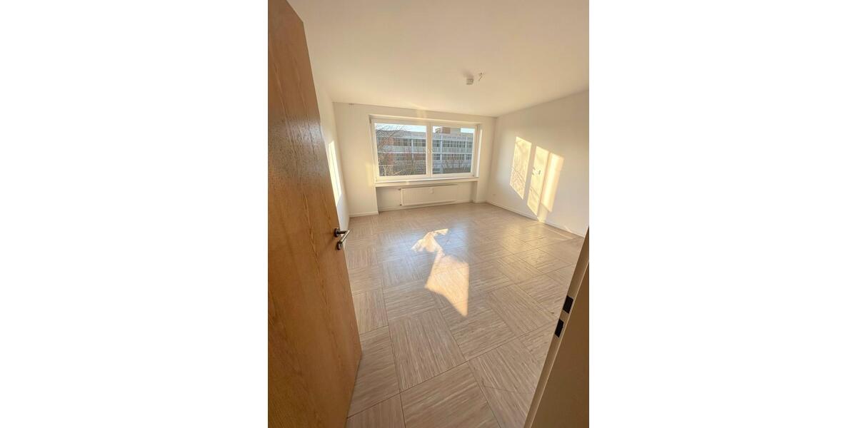 Etagenwohnung Aachen Aachen-Mitte - 2 Zimmer, 72 m&sup2;, 900&euro; | Angebot:26532502