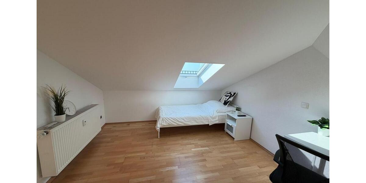Etagenwohnung Bamberg Bamberg-Ost - 1 Zimmer, 297 m&sup2;, 435&euro; | Angebot:26560579