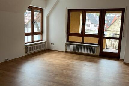 Wohnung Altensteig - 2 Zimmer, 79 m&sup2;, 850&euro; | Angebot:23790365