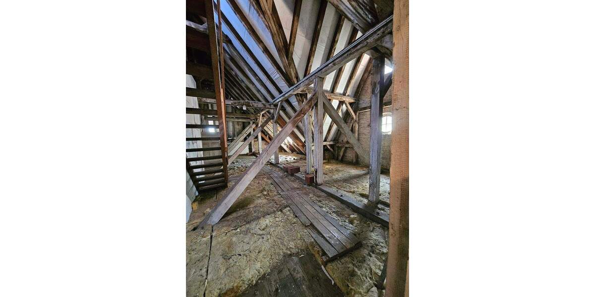 Mehrfamilienhaus, Wohnhaus Torgau - 8 Zimmer, 715 m&sup2;, 4.000&euro; | Angebot:25736593