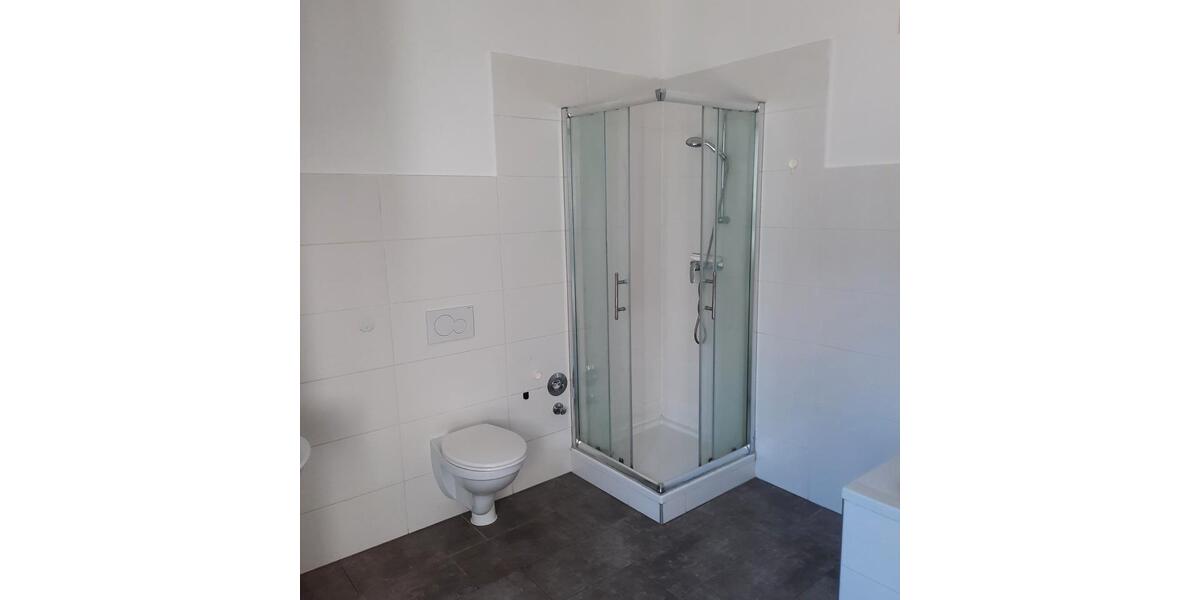 Erdgeschoßwohnung Rotthalmünster - 4 Zimmer, 110 m&sup2;, 750&euro; | Angebot:26367703