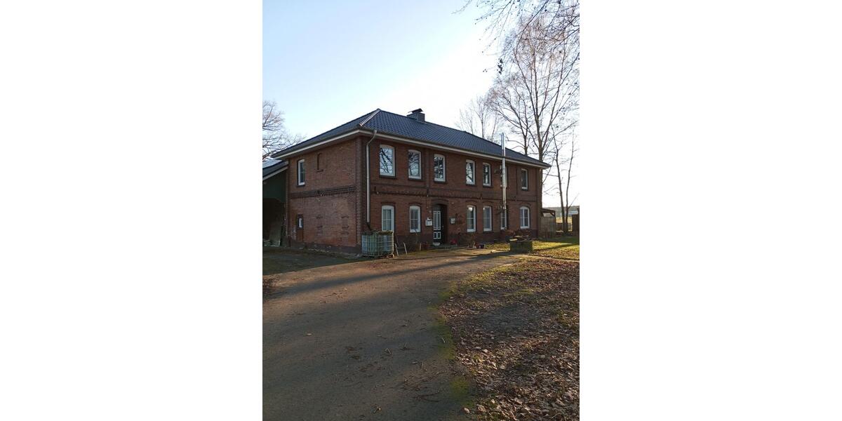 Etagenwohnung Harsefeld - 4 Zimmer, 110 m&sup2;, 1.100&euro; | Angebot:25057253