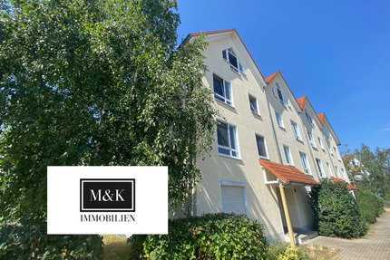 Frisch Saniert inkl. 2x PKW-Stellplätze, Einbauküche & Balkon 3 zimmer