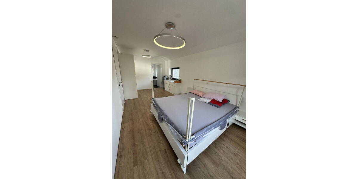 Einfamilienhaus Sankt Katharinen (Landkreis Neuwied) - 7 Zimmer, 180 m&sup2;, 2.950&euro; | Angebot:26806002