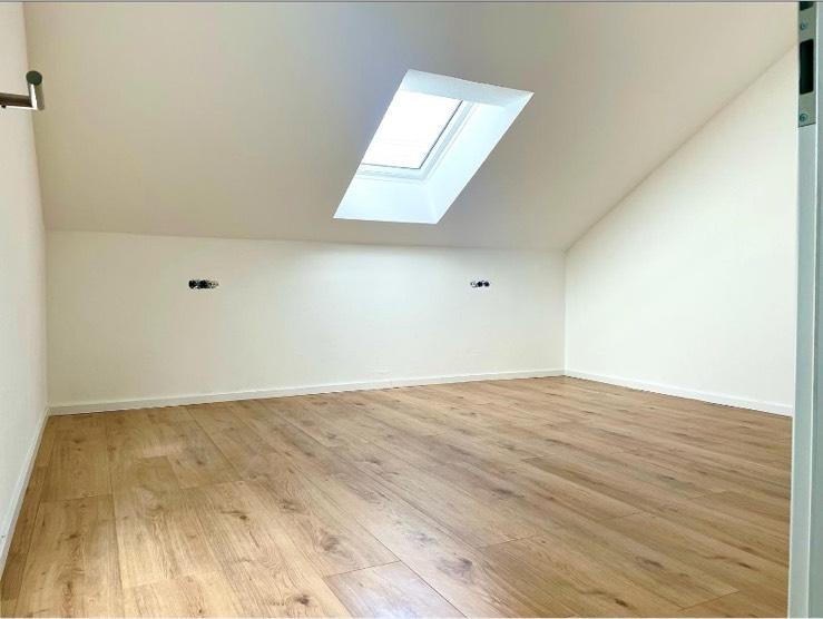 Dachgeschoßwohnung Gärtringen - 2 Zimmer, 67 m&sup2;, 1.200&euro; | Angebot:26407636