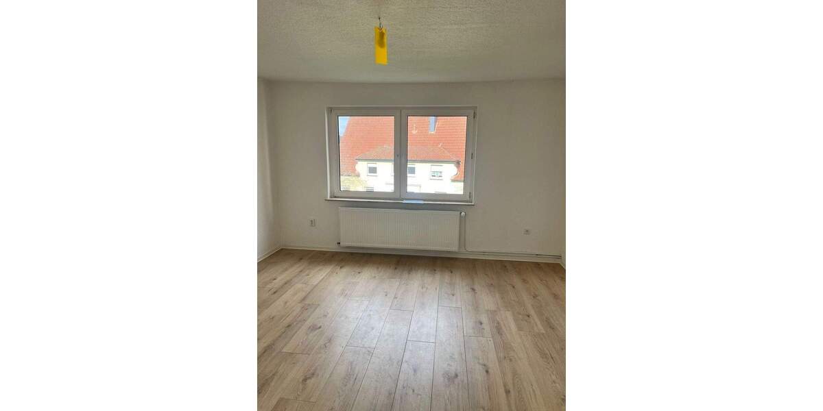 Etagenwohnung Hagen Hohenlimburg - 3 Zimmer, 66 m&sup2;, 400&euro; | Angebot:25287745