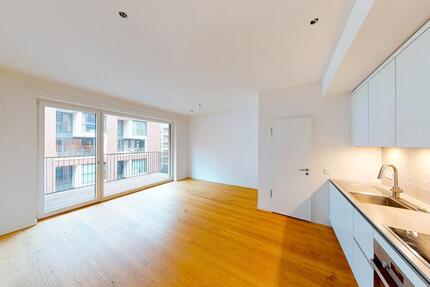 HafenCity Hamburg: Exklusive 2-Zimmer-Wohnung mit EBK und Balkon zimmer