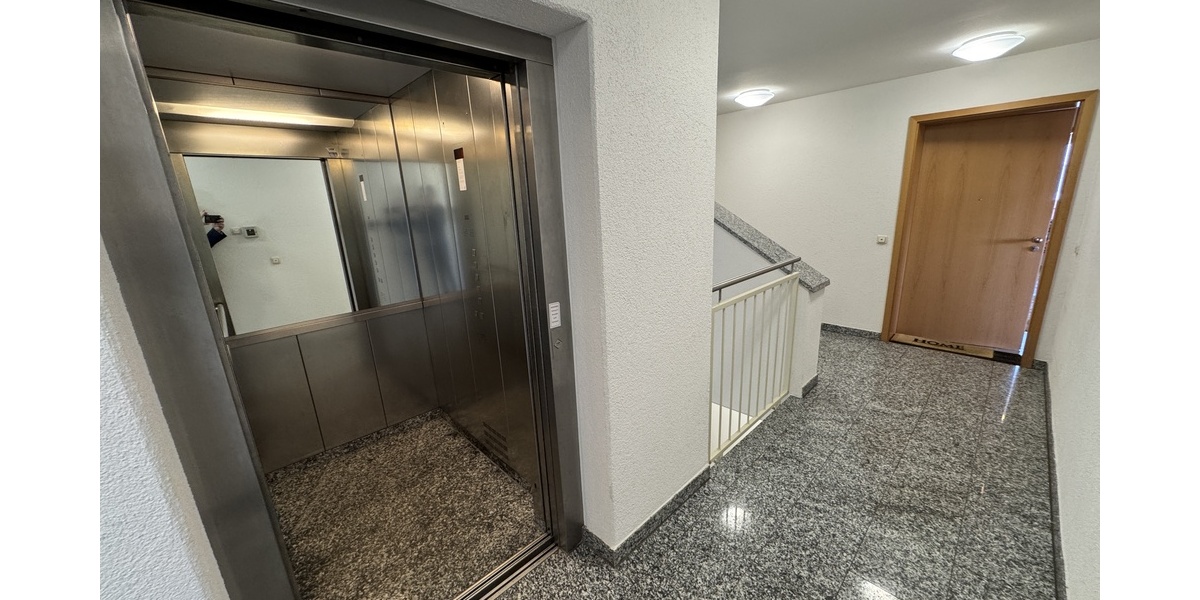Wohnqualität mit Bestlage in Untermhaus direkt am Küchengarten! 2-Raum mit Balkon, EBK und Aufzug! - Etagenwohnung Gera Untermhaus | Angebot:26994120
