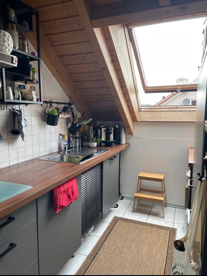 3,5 Zimmer DG-Wohnung mit Balkon, EBK und Galerie