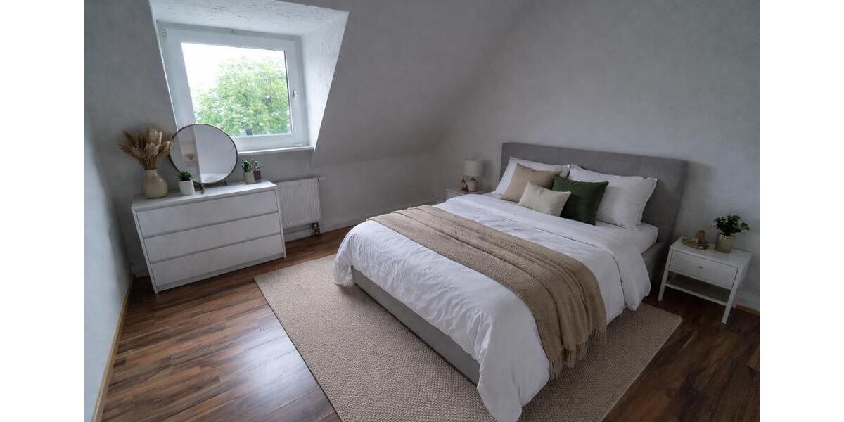 Dachgeschoßwohnung Witten - 3 Zimmer, 64 m&sup2;, 550&euro; | Angebot:24803246