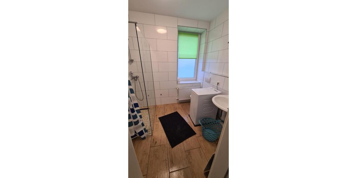 Wohnen auf Zeit Glauchau - 3 Zimmer, 60 m&sup2;, 20&euro; | Angebot:18971965