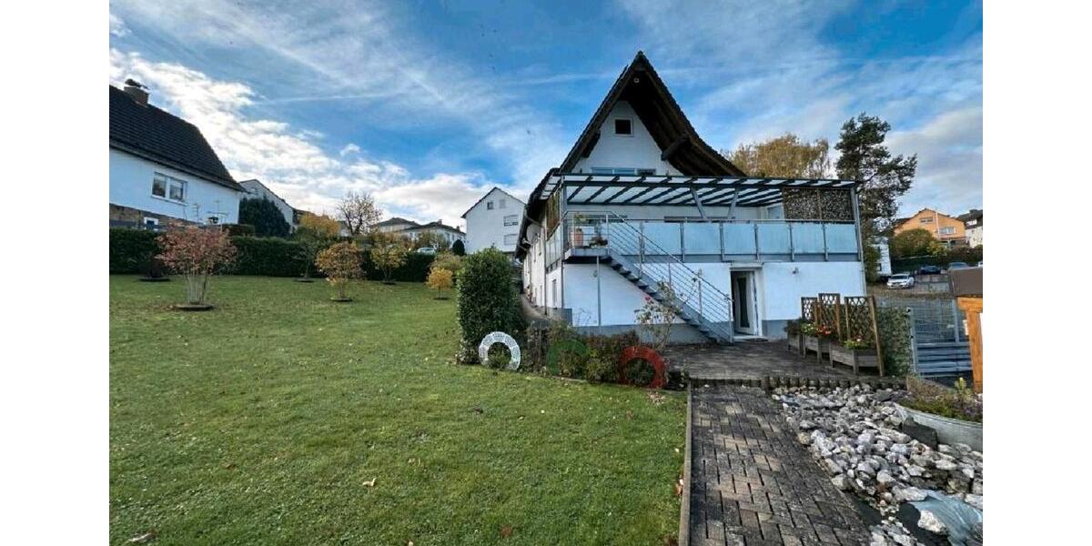 Hochparterre Melsungen - 5 Zimmer, 131 m&sup2;, 1.375&euro; | Angebot:26652217