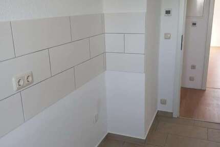 Wohnung zum Mieten in Döbeln 305 € 56.14 m²