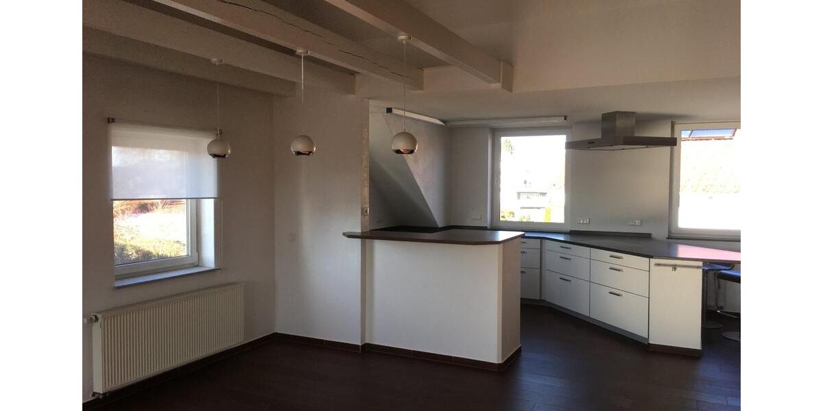 Dachgeschoßwohnung Schramberg - 4.5 Zimmer, 127 m&sup2;, 980&euro; | Angebot:24770923