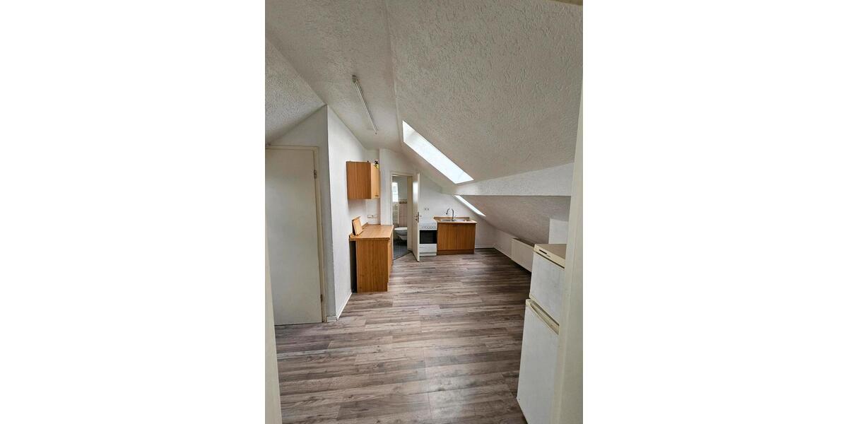 Dachgeschoßwohnung Flörsheim am Main - 2 Zimmer, 50 m&sup2;, 750&euro; | Angebot:26507560