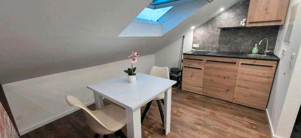Dachgeschoßwohnung Hügelsheim - 1 Zimmer, 20 m&sup2;, 650&euro; | Angebot:26637758