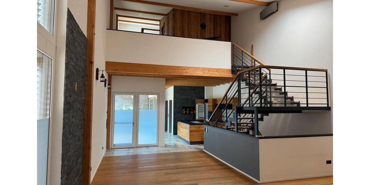 Etagenwohnung Kleines Wiesental - 4 Zimmer, 180 m&sup2;, 1.800&euro; | Angebot:25963190