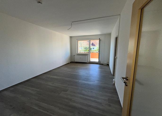 Platz für Sie: Großzügige 2-Raum-Wohnung mit Balkon