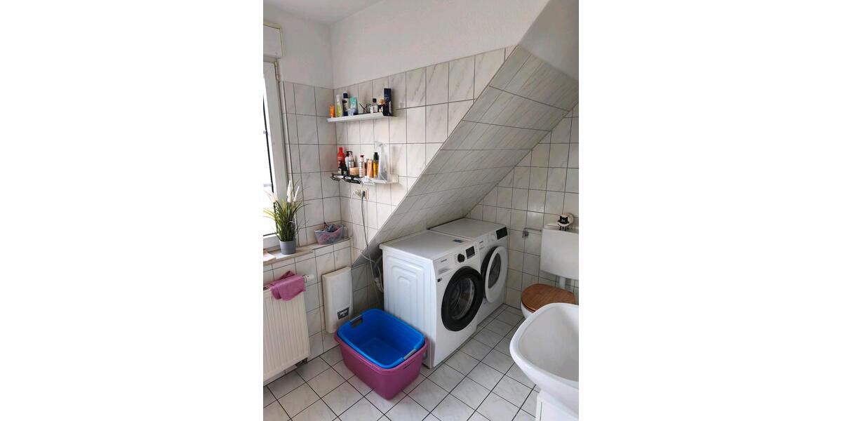 Dachgeschoßwohnung Extertal - 2 Zimmer, 75 m&sup2;, 405&euro; | Angebot:25396368