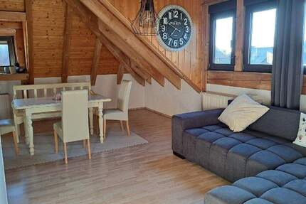 GEMÜTLICHE DACHGESCHOSS WOHNUNG - mit Einbauküche ***SCHWEINHEIM*** 2 zimmer