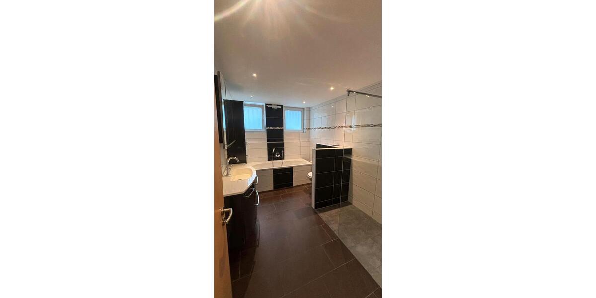 Erdgeschoßwohnung Weilburg - 3 Zimmer, 110 m&sup2;, 750&euro; | Angebot:26615134