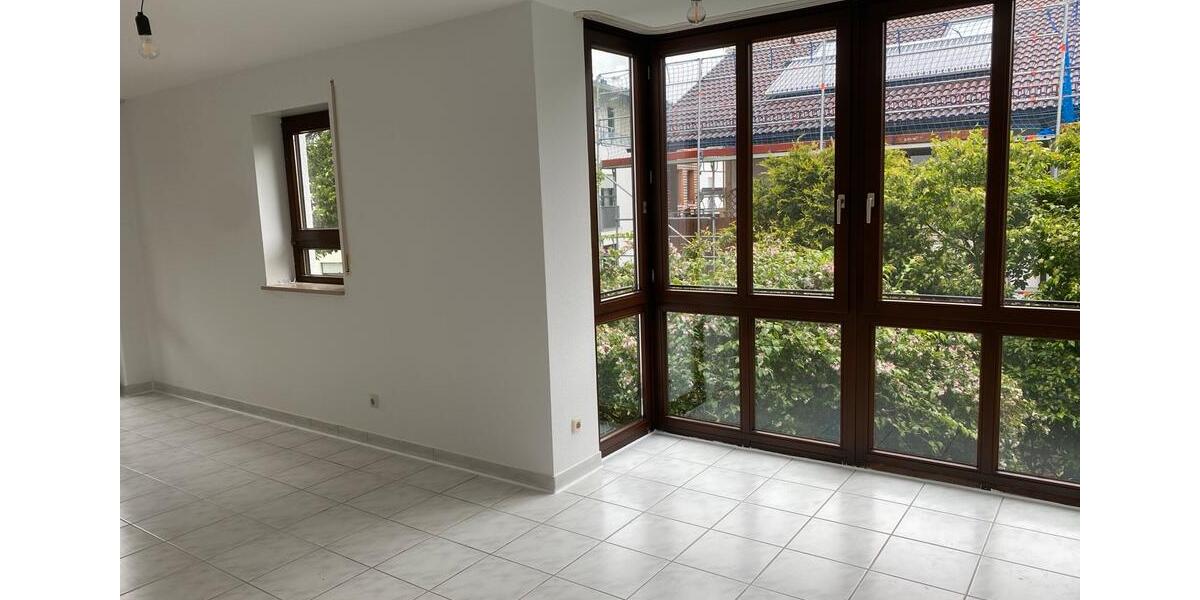 Schöne 65m2 Wohnung - Teiluntervermietung 2 zimmer