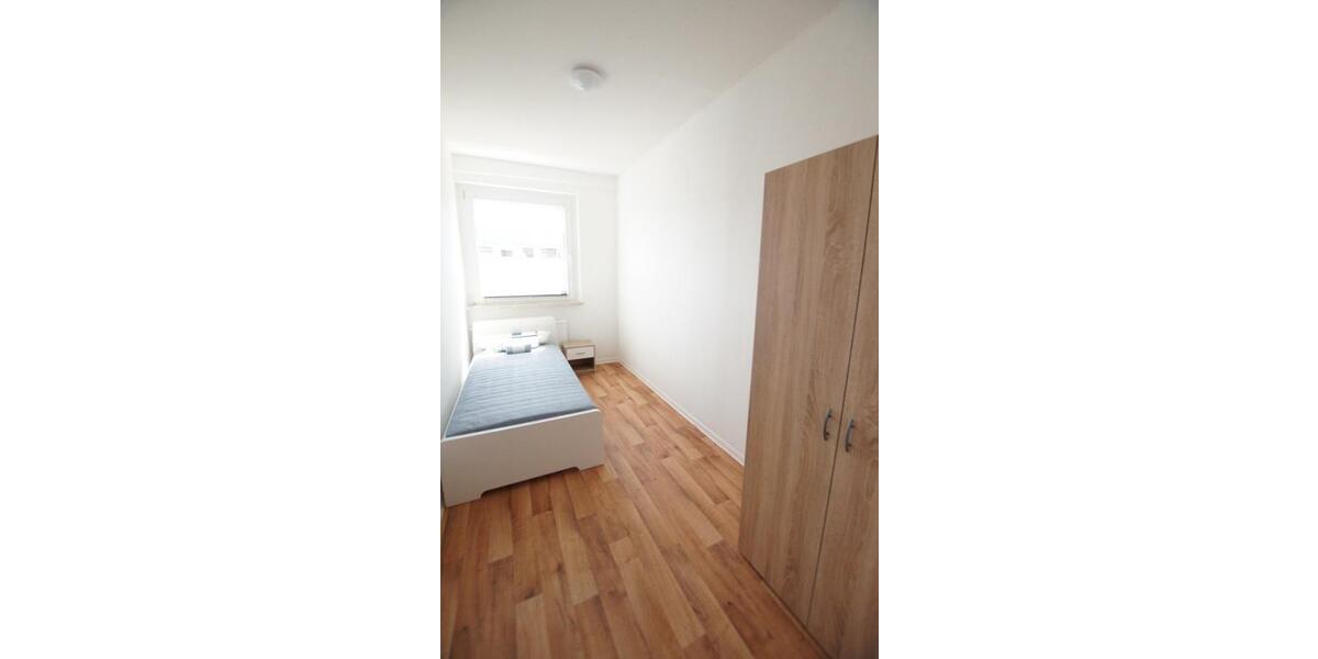 Etagenwohnung Pößneck - 3 Zimmer, 54 m&sup2;, 620&euro; | Angebot:24508180