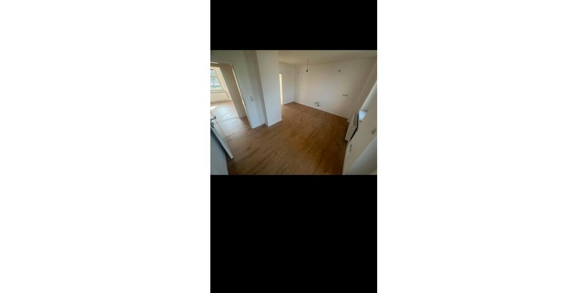 Etagenwohnung Oschatz - 3 Zimmer, 80 m&sup2;, 680&euro; | Angebot:25831505