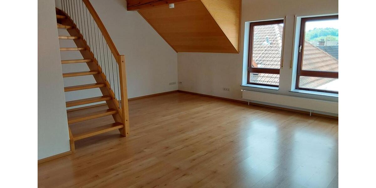 Dachgeschoßwohnung Brensbach - 4 Zimmer, 96 m&sup2;, 1.100&euro; | Angebot:26427175