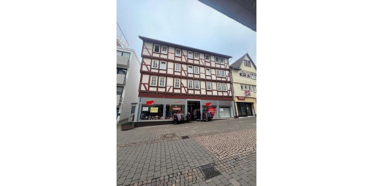 Etagenwohnung Meinhard - 2 Zimmer, 250 m&sup2;, 1.650&euro; | Angebot:26459863