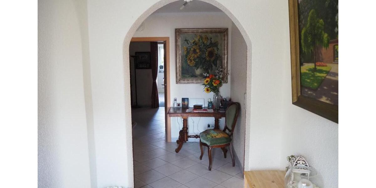 Erdgeschoßwohnung Marsberg - 2.5 Zimmer, 94 m&sup2;, 720&euro; | Angebot:26568373