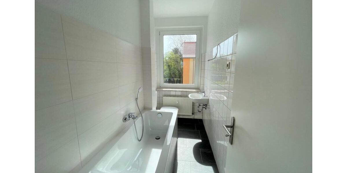 Etagenwohnung Nienburg (Saale) - 3 Zimmer, 68 m&sup2;, 476&euro; | Angebot:19190765