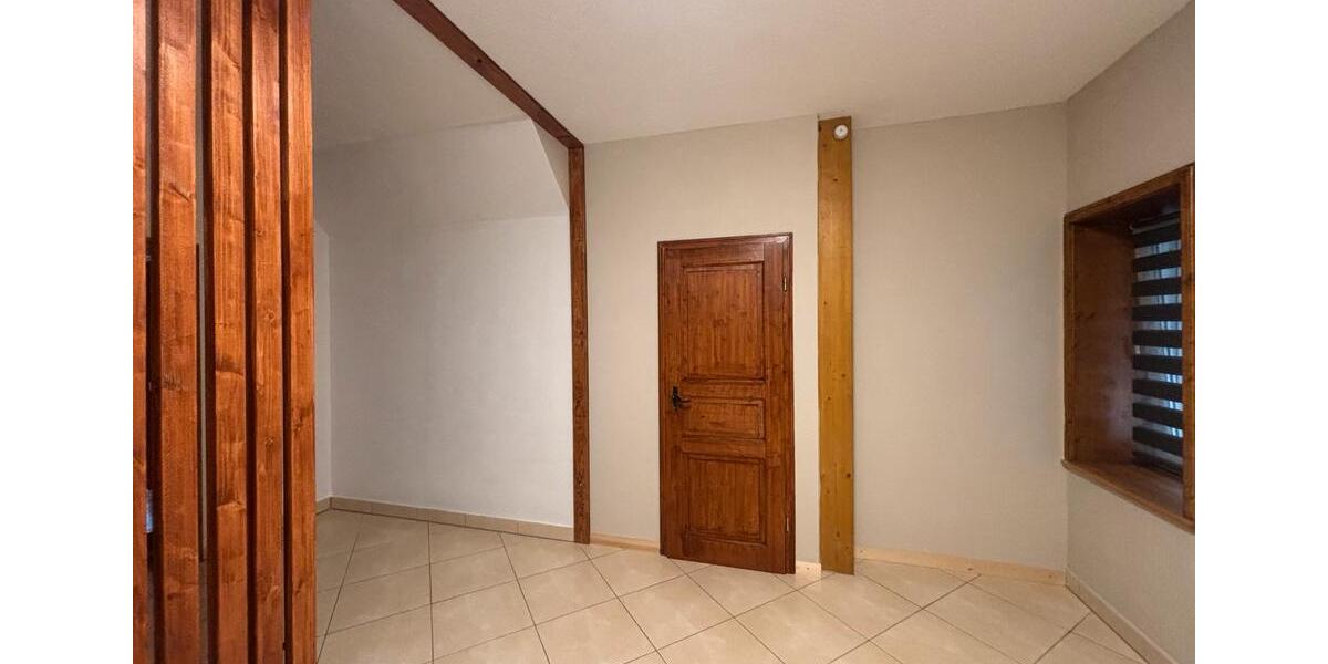 Terrassenwohnung Stadtroda - 3 Zimmer, 80 m&sup2;, 660&euro; | Angebot:26143663