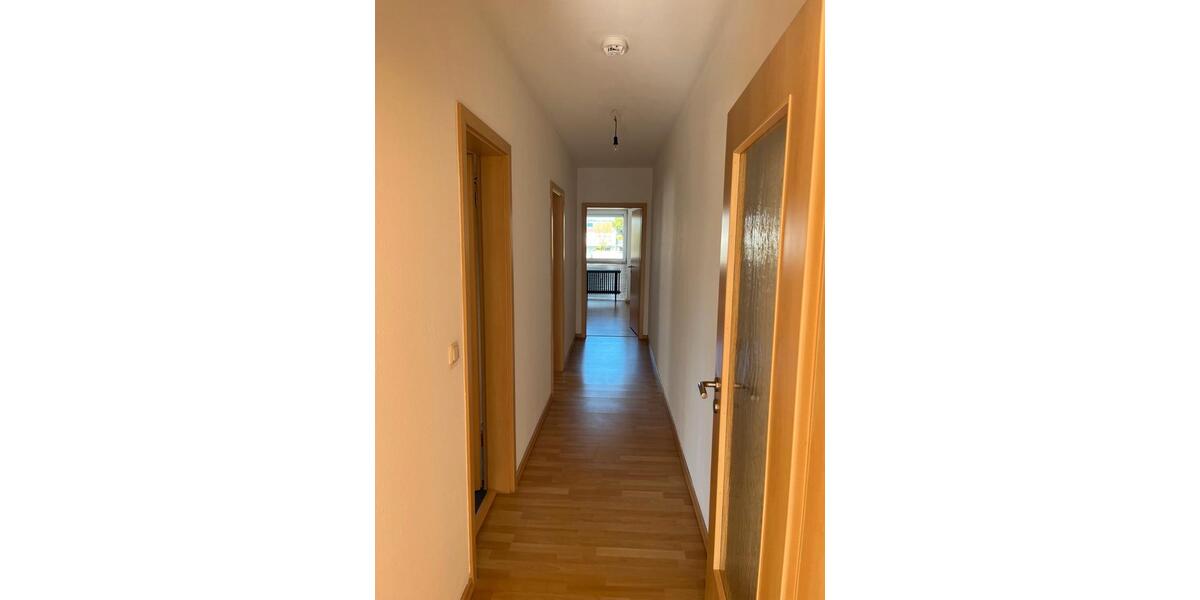 Etagenwohnung Buchloe - 3 Zimmer, 84 m&sup2;, 1.100&euro; | Angebot:26040540