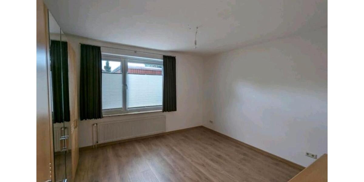 Erdgeschoßwohnung Leer (Ostfriesland) - 3 Zimmer, 90 m&sup2;, 1.080&euro; | Angebot:24831710