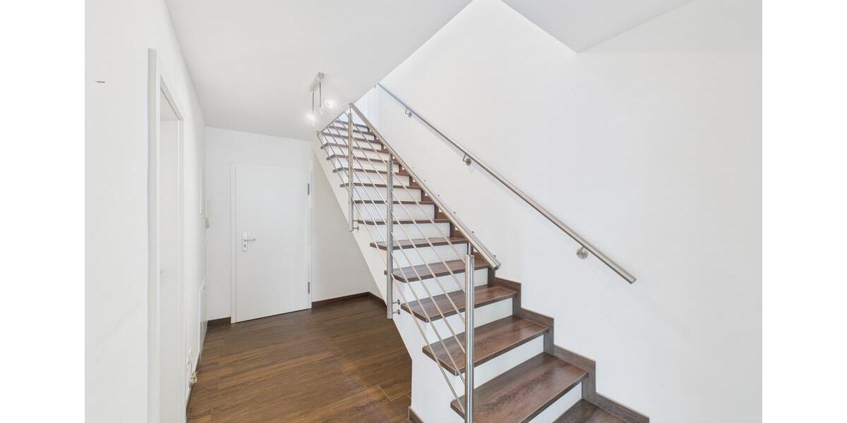 Maisonettenwohnung Hürth - 4 Zimmer, 150 m&sup2;, 2.350&euro; | Angebot:24816909