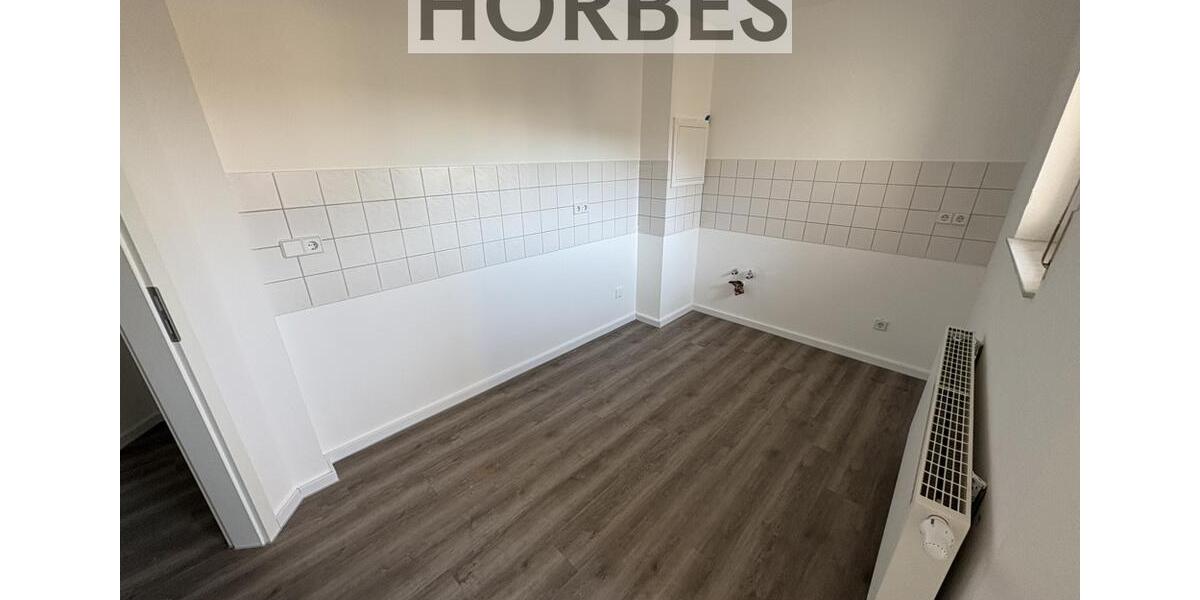 Etagenwohnung Glauchau - 1 Zimmer, 32 m&sup2;, 290&euro; | Angebot:25079476