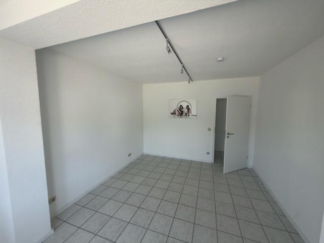 Erdgeschoßwohnung Homburg - 2 Zimmer, 61 m&sup2;, 600&euro; | Angebot:26323185