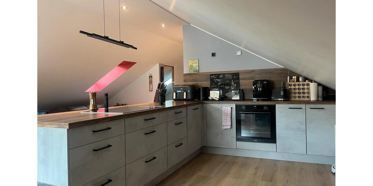 Dachgeschoßwohnung Altena - 3 Zimmer, 66 m&sup2;, 700&euro; | Angebot:26646042