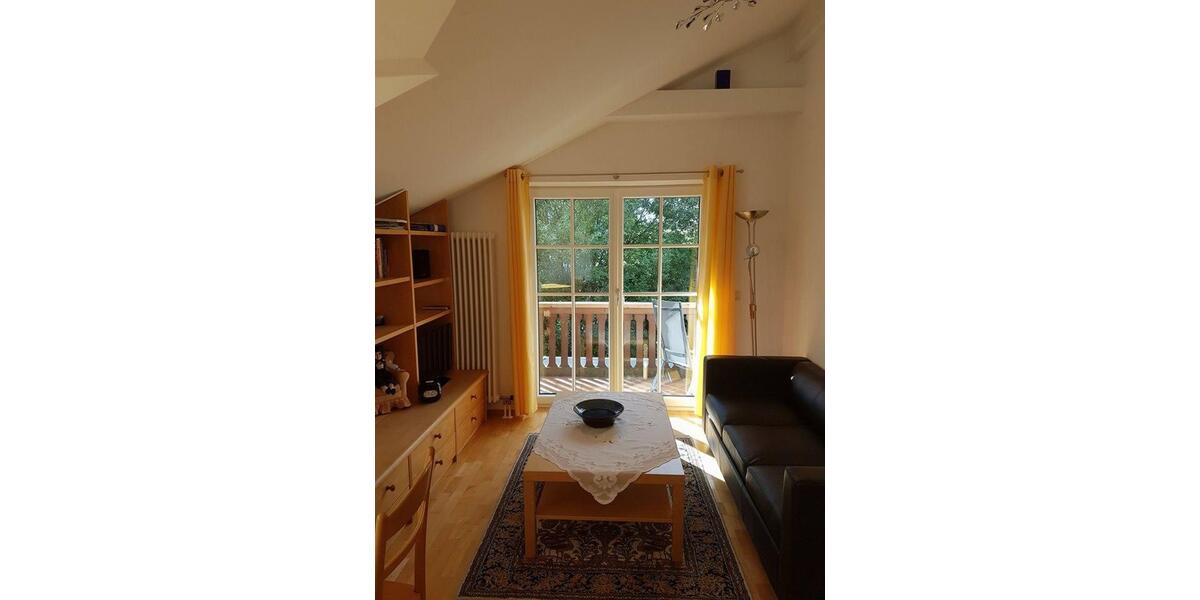 Dachgeschoßwohnung Utting am Ammersee - 3 Zimmer, 60 m&sup2;, 1.150&euro; | Angebot:25592208