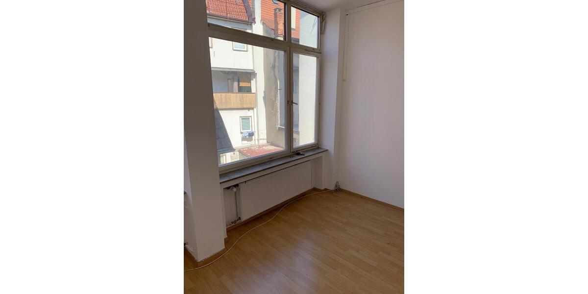 Wohnen auf Zeit Esslingen am Neckar Oberesslingen - 1 Zimmer, 11 m&sup2;, 542&euro; | Angebot:24592068