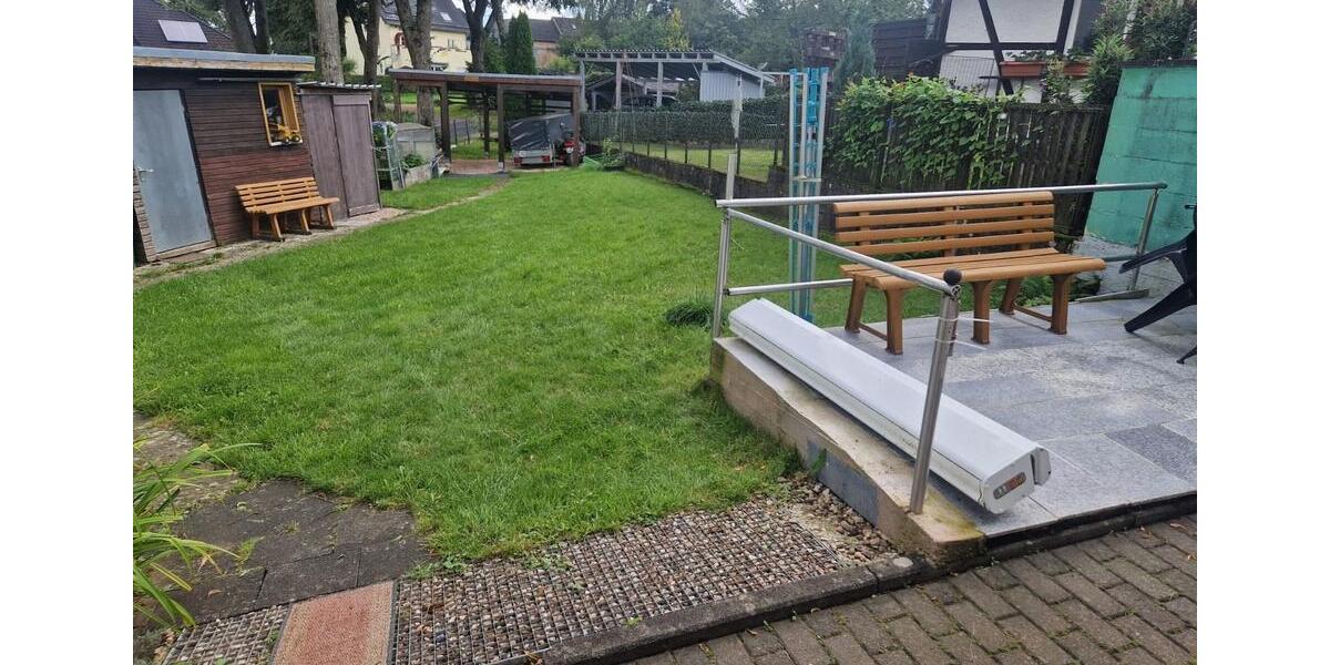 Erdgeschoßwohnung Dahlem - 6 Zimmer, 133 m&sup2;, 1.100&euro; | Angebot:24973720