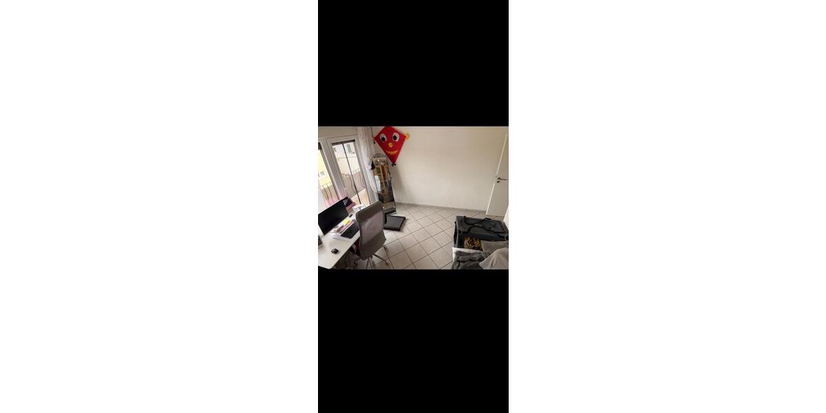 Etagenwohnung Wachtberg - 3 Zimmer, 96 m&sup2;, 1.000&euro; | Angebot:26664045