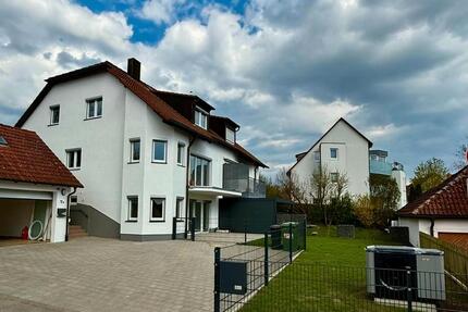 Haus Ansbach - 4 Zimmer, 150 m&sup2;, 2.500&euro; | Angebot:26222970