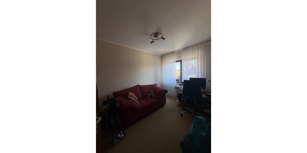 Etagenwohnung Eschweiler - 3 Zimmer, 75 m&sup2;, 650&euro; | Angebot:26272875