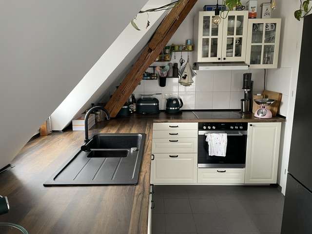 Etagenwohnung Mannheim Seckenheim - 2 Zimmer, 85 m&sup2;, 990&euro; | Angebot:27263914